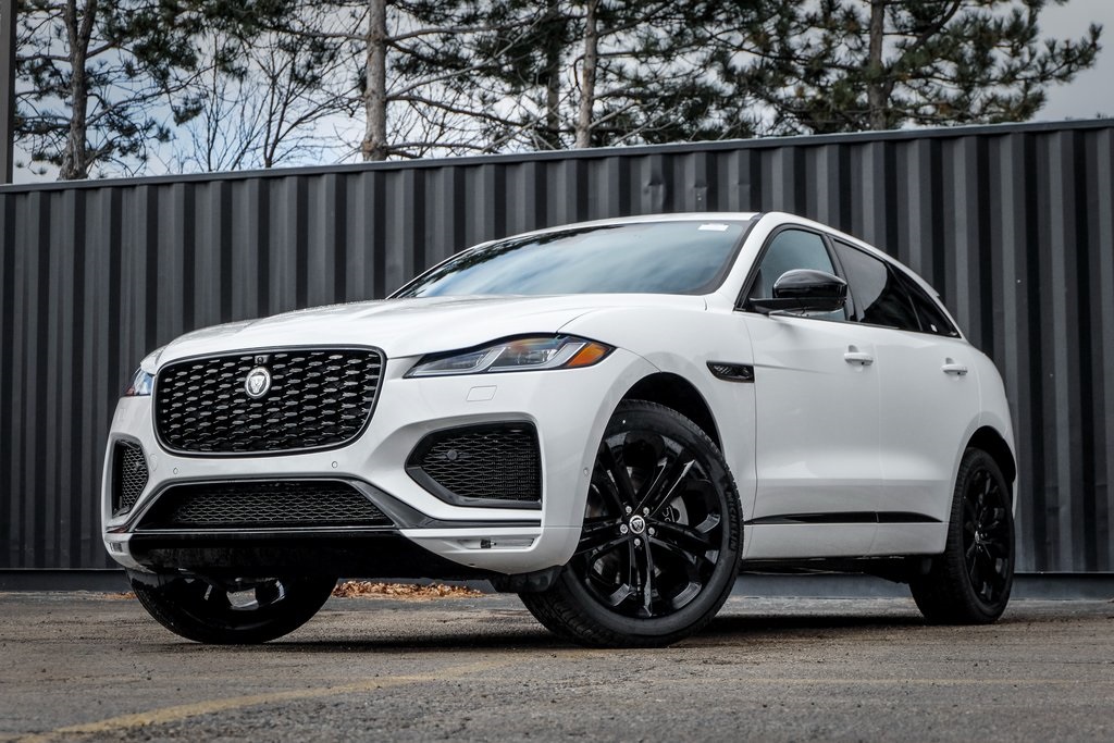 2026 Jaguar F-Pace R-Dynamic S's photo