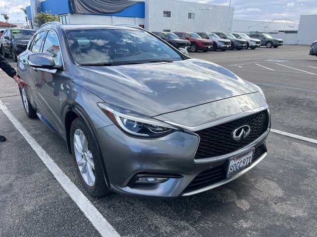 2018 INFINITI QX30 Premium