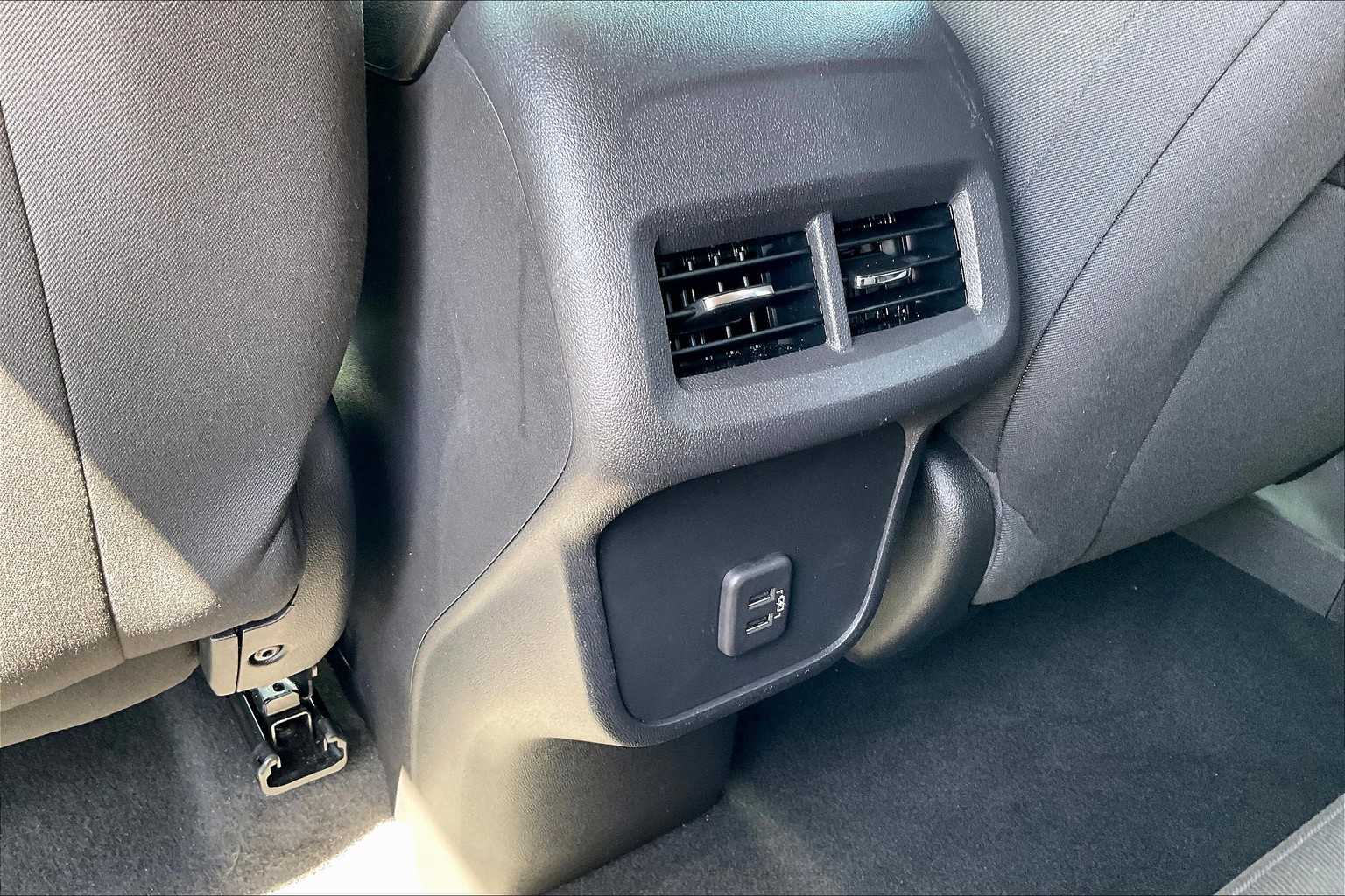 2023 Chevrolet Equinox LS photo 28