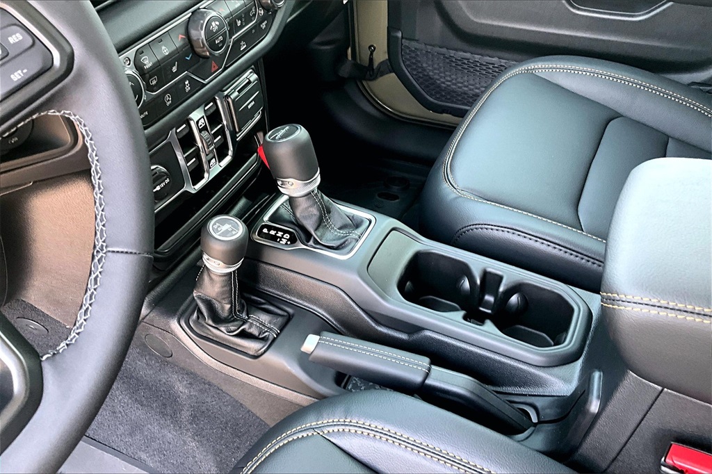 2025 Jeep Gladiator Texas Trail photo 8