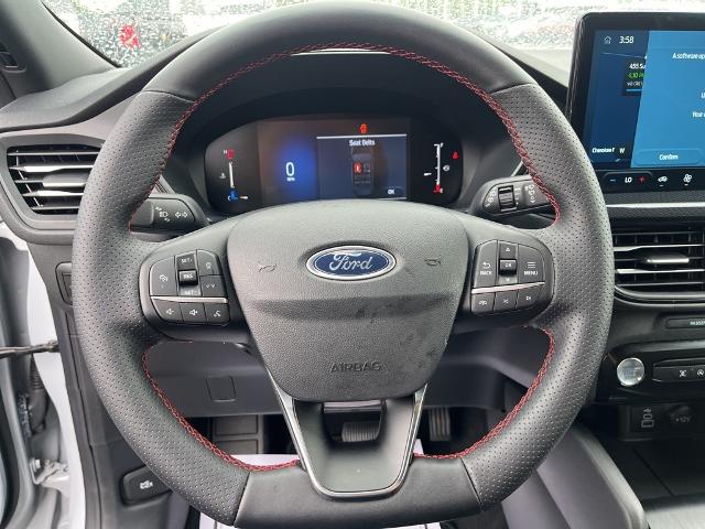 2025 Ford Escape ST-Line photo 16