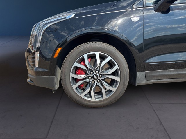 2022 Cadillac XT5 Sport photo 14