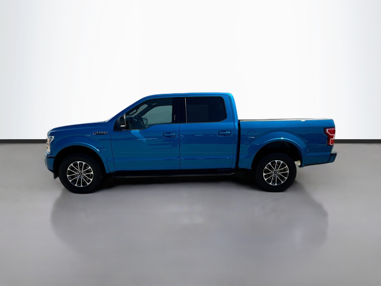 2019 Ford F-150 XLT photo 7