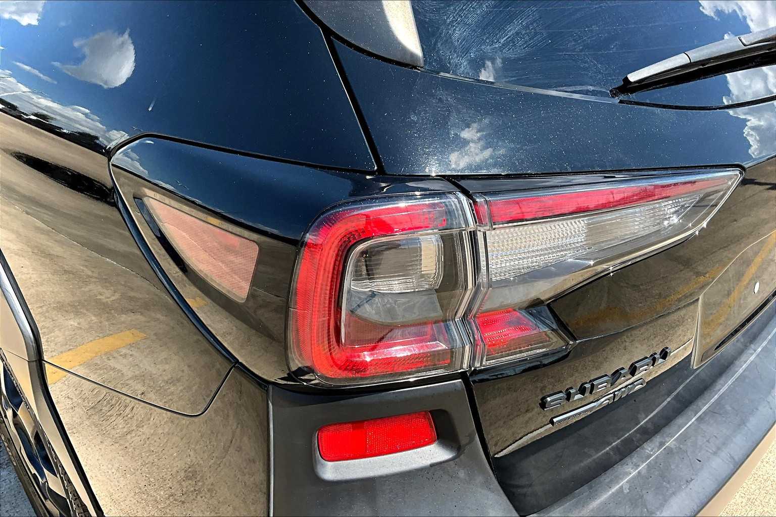 2022 Subaru Outback Wilderness photo 28