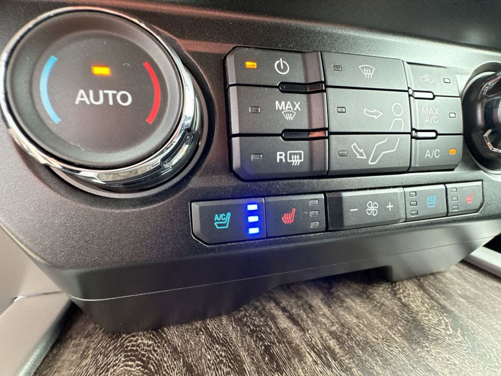 2019 Ford F-250 Lariat photo 34
