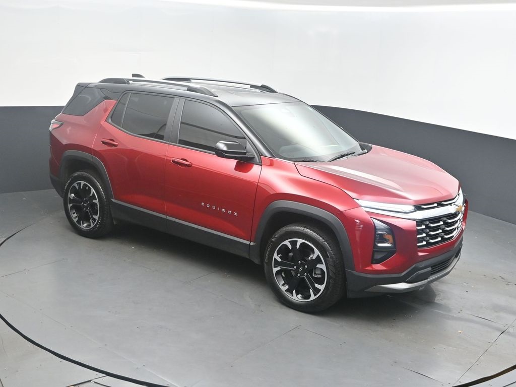 2025 Chevrolet Equinox LT's photo