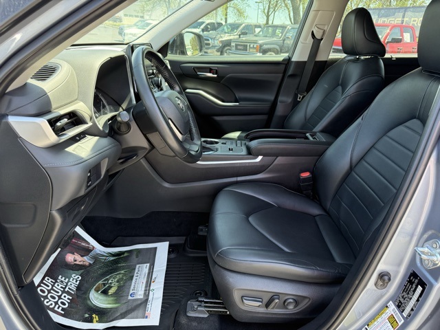 2022 Toyota Highlander XLE photo 20