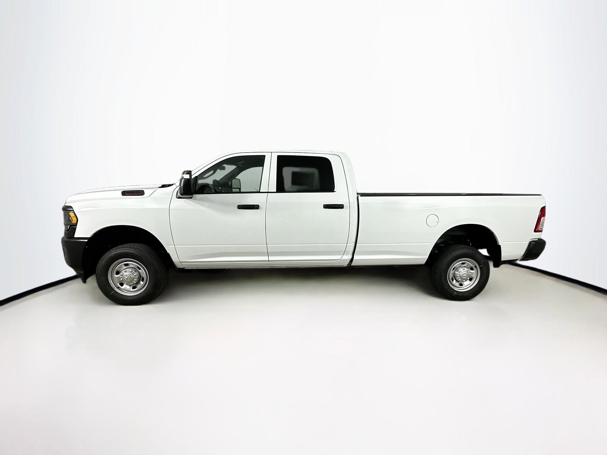 2024 Ram 2500 Tradesman photo 3