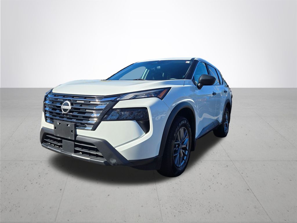 2024 Nissan Rogue S photo 2