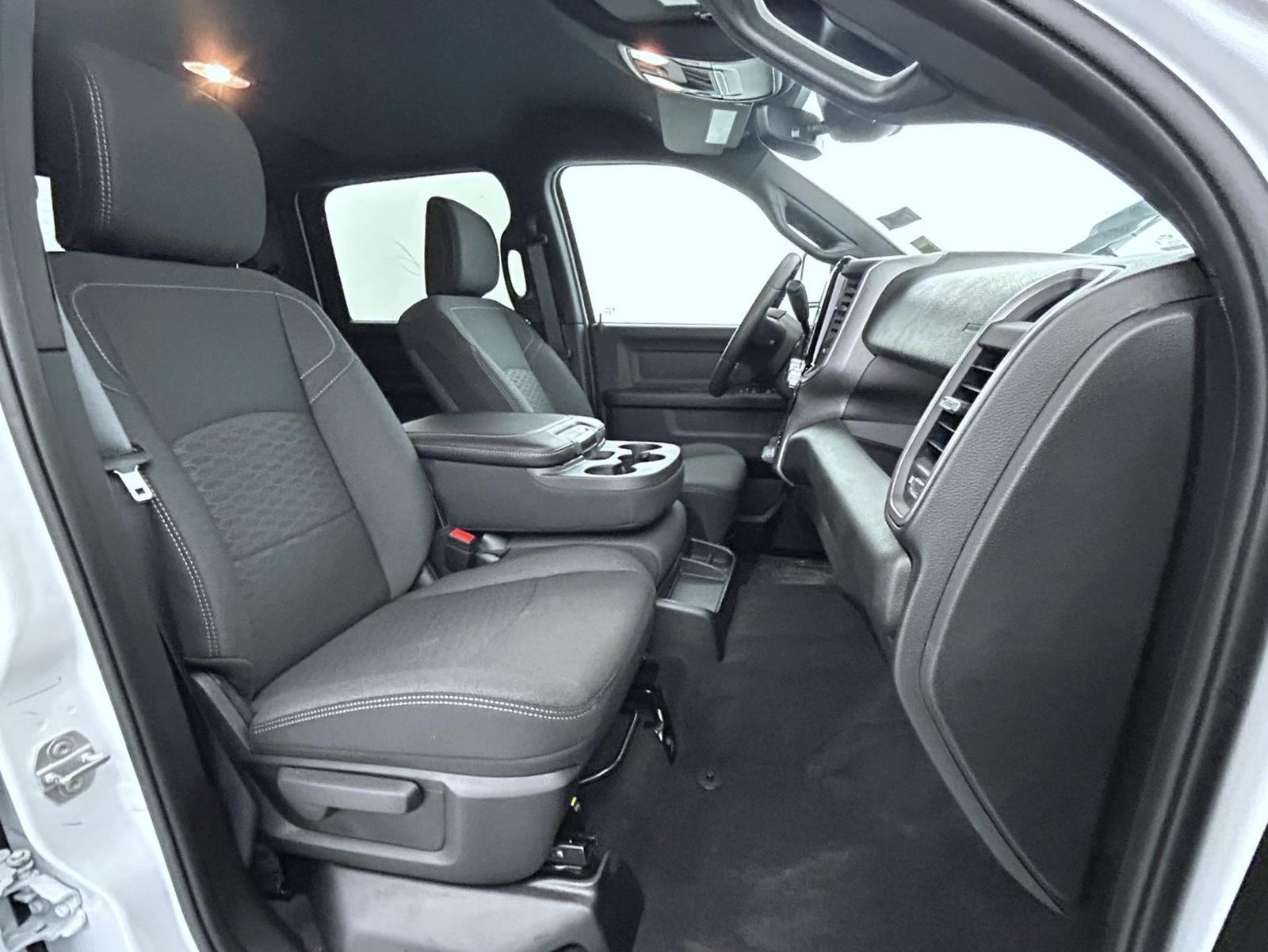 2025 Ram 3500 Tradesman photo 15