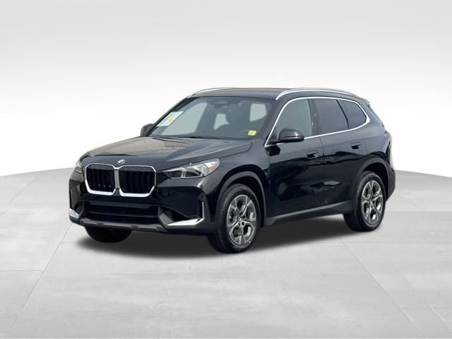 2023 BMW X1 28i's photo