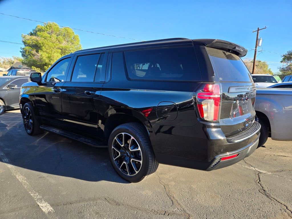 2021 Chevrolet Suburban RST's photo