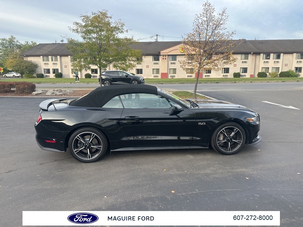 2016 Ford Mustang GT Premium California Special photo 3