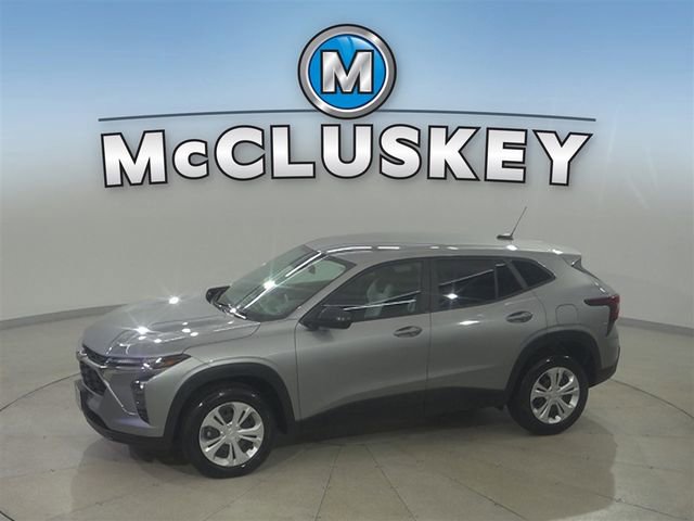 2025 Chevrolet Trax LS's photo