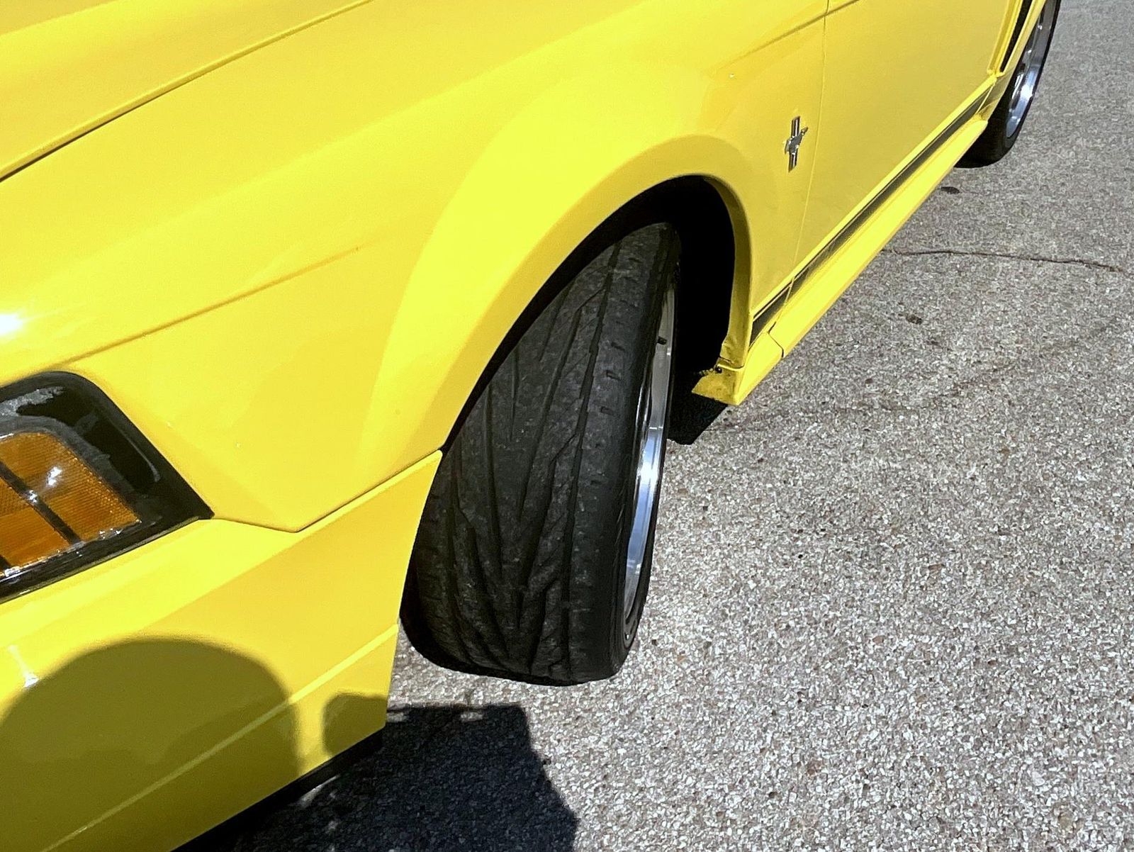 2003 Ford Mustang Mach 1 photo 20