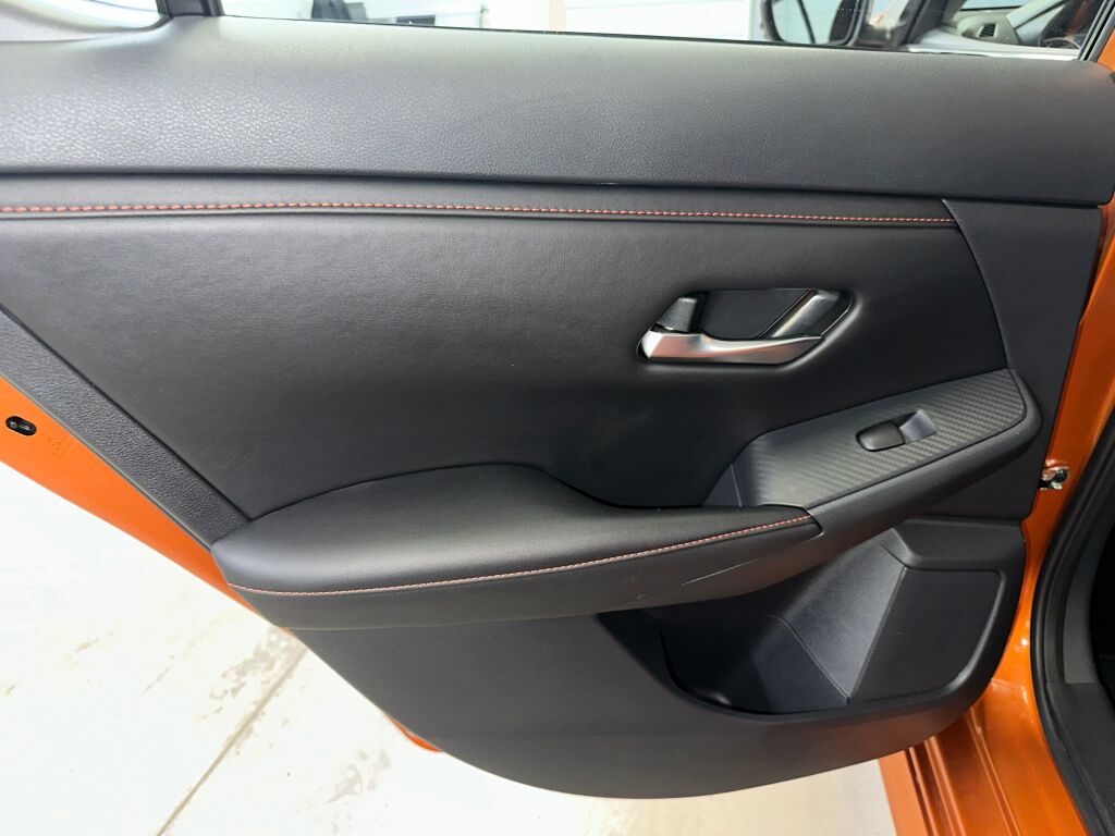 2024 Nissan Sentra SR photo 17