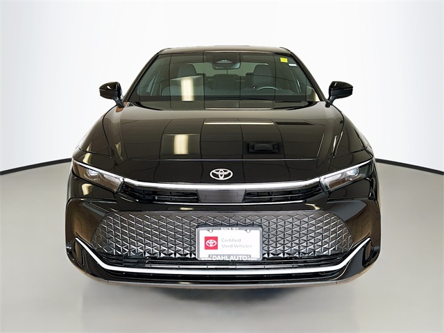 2024 Toyota Crown XLE photo 2