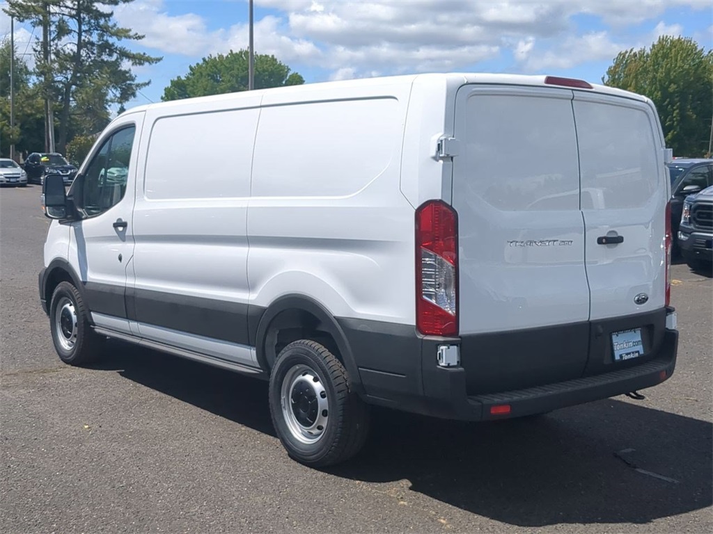 2025 Ford Transit photo 3