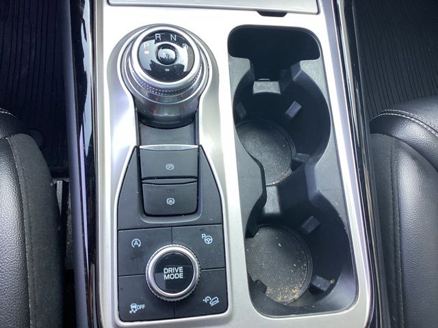 2022 Ford Explorer ST photo 24