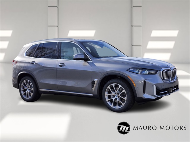 2026 BMW X5 40i's photo