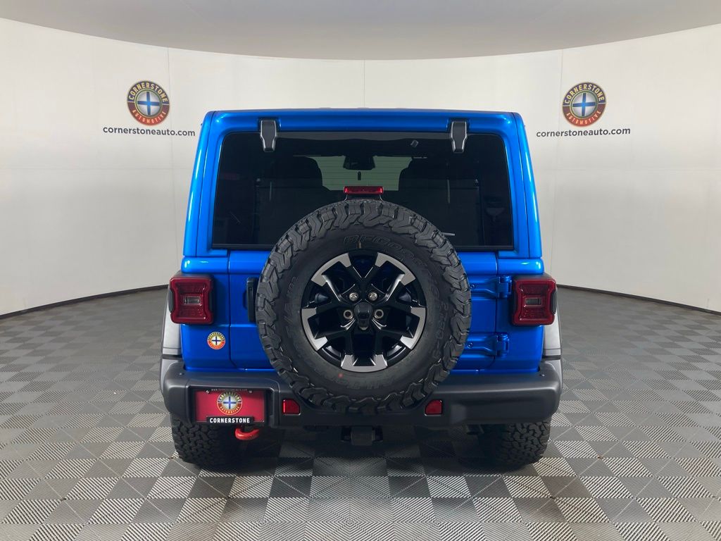 2025 Jeep Wrangler Rubicon photo 4