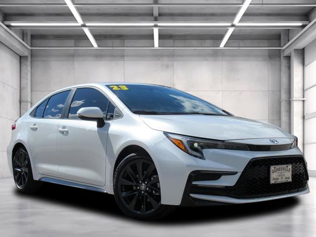 2023 Toyota Corolla XSE's photo