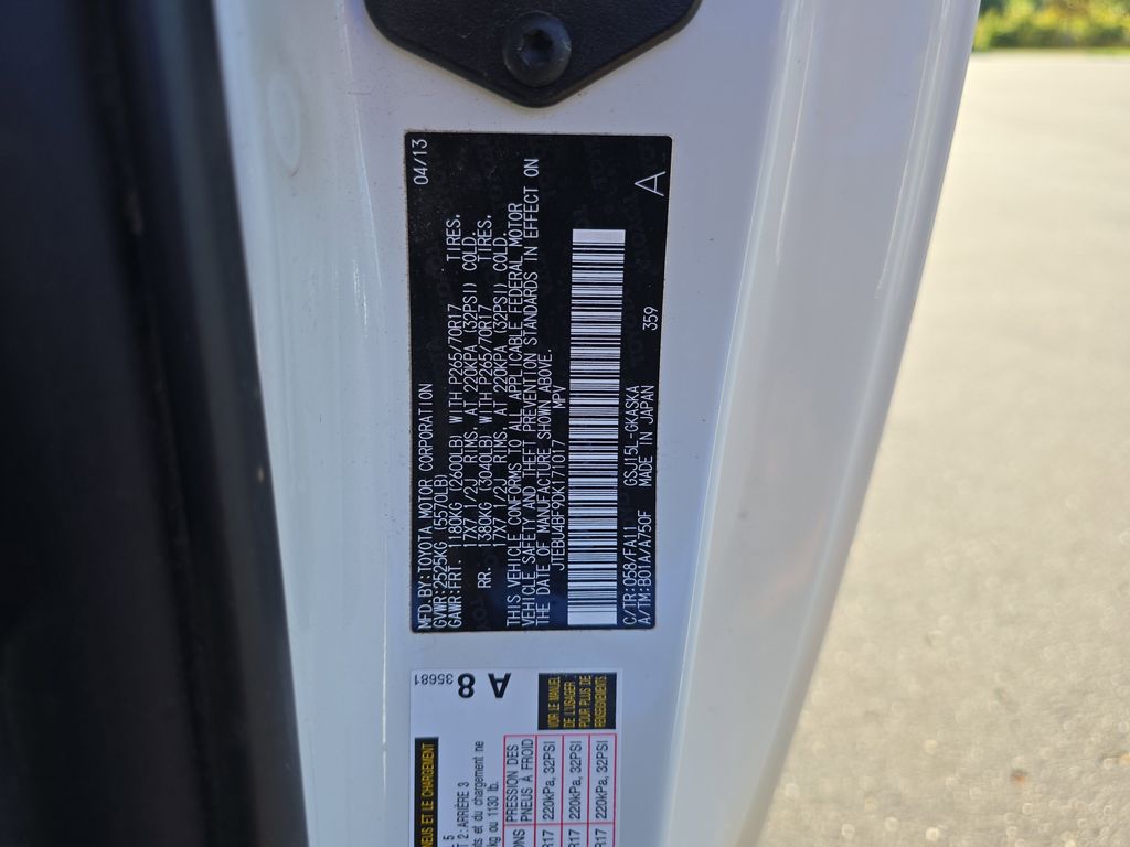2013 Toyota FJ Cruiser Base photo 31