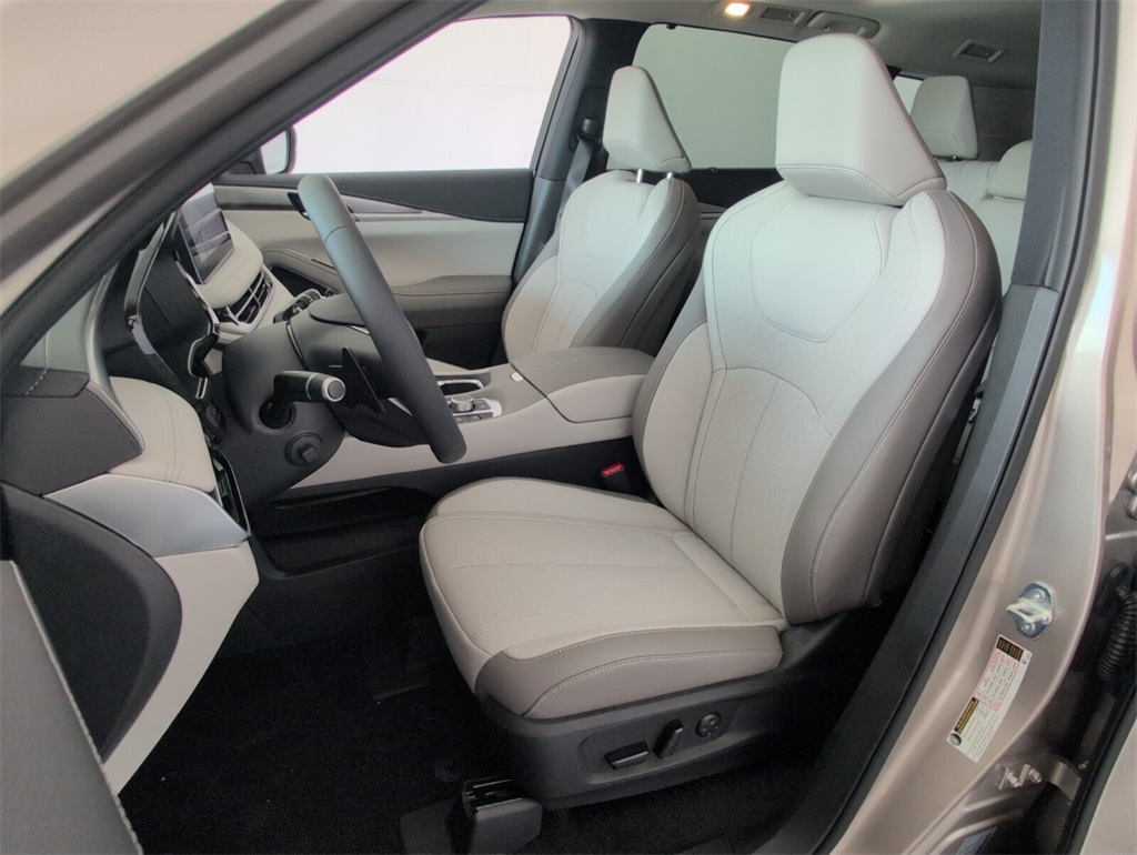 2026 Infiniti QX60 Luxe photo 5