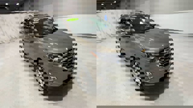 Used 2018 Chevrolet Equinox Premier with VIN 3GNAXVEV8JS510258 for sale in Sioux Center, IA