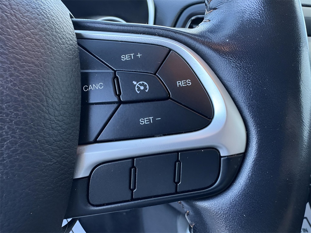 2020 Jeep Compass North Edition Latitude photo 18