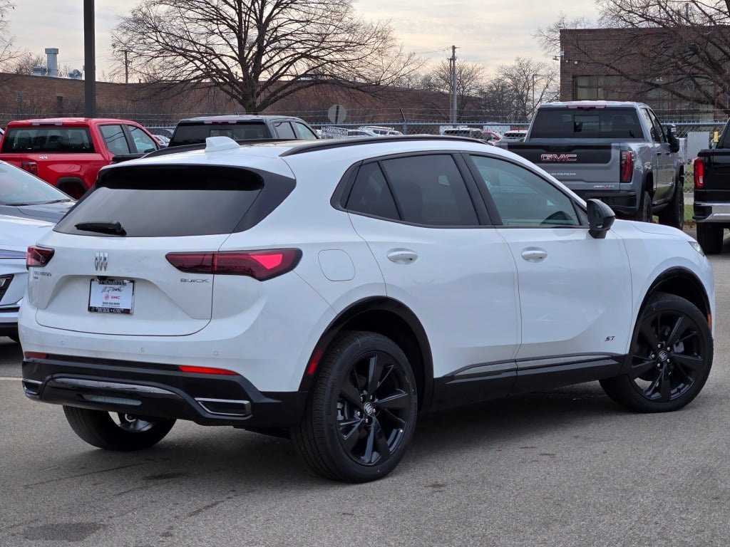 2025 Buick Envision Sport Touring photo 9