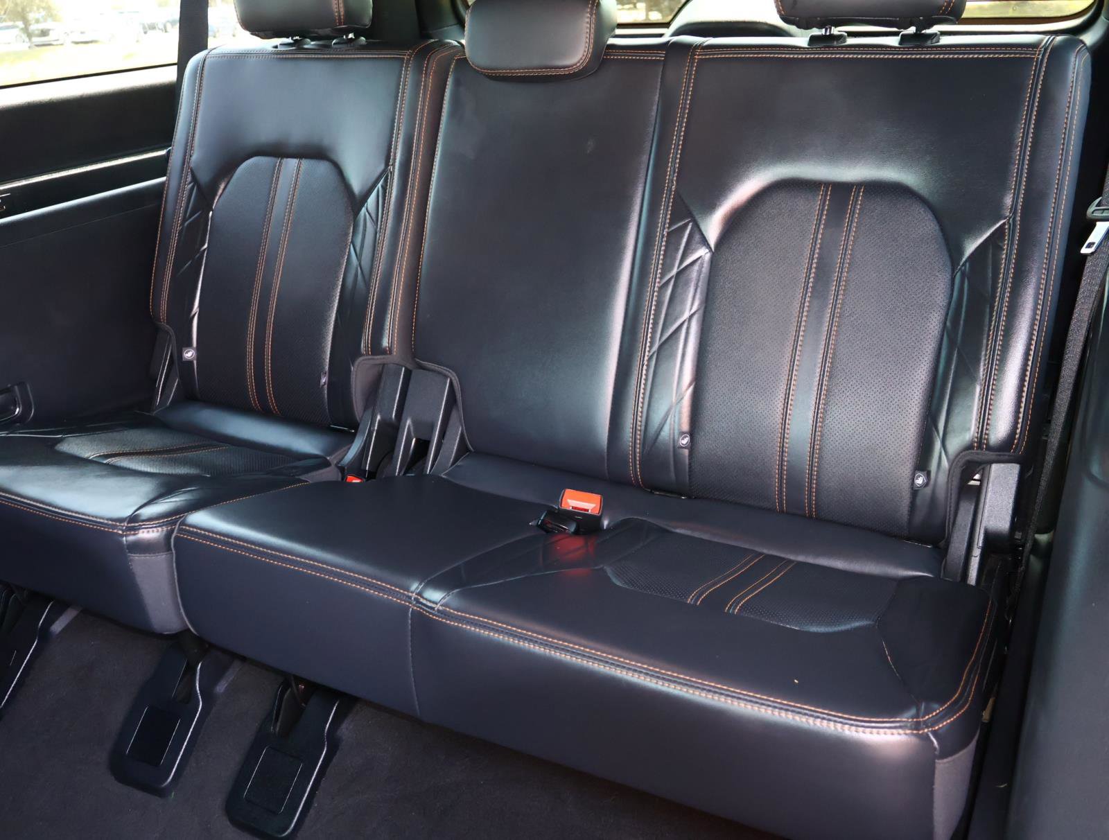 2023 Ford Expedition MAX Platinum photo 22