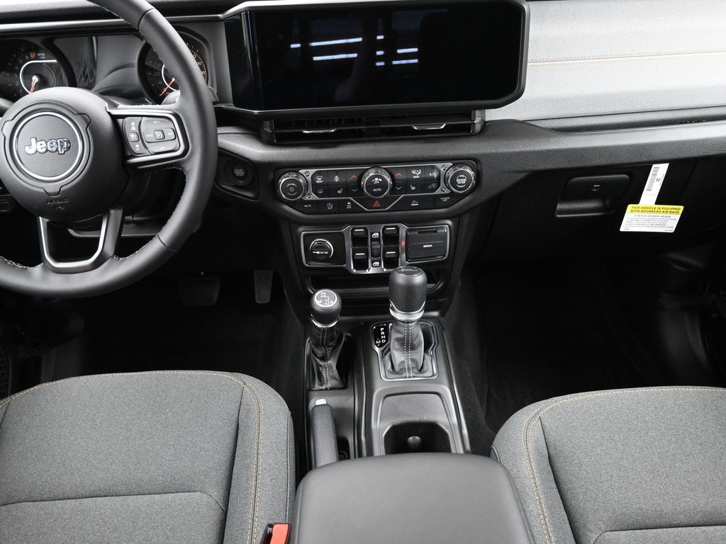 2025 Jeep Gladiator Sport S photo 10
