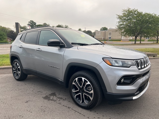 2024 Jeep Compass Limited photo 7