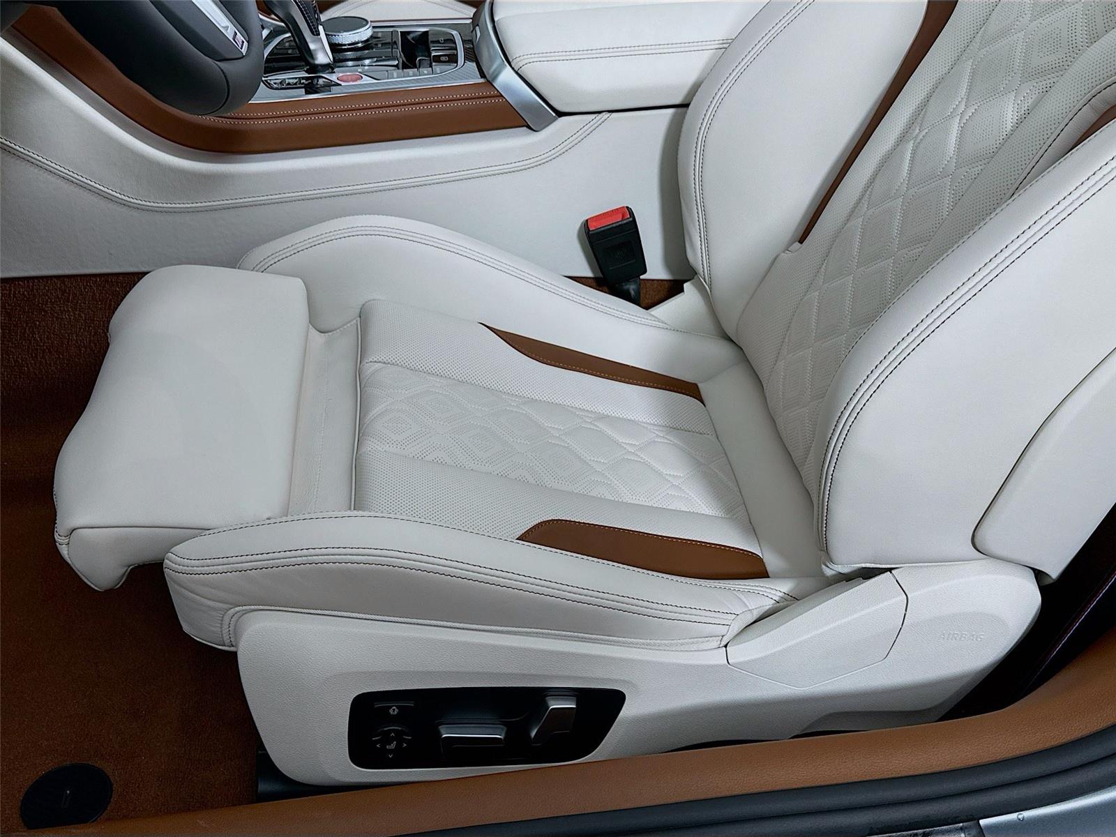 2025 Bmw M8 Competition photo 19