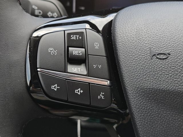 2025 Ford Escape Plug-In Hybrid photo 14