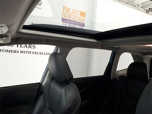 2019 Subaru Forester Touring photo 10