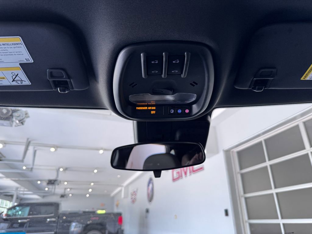2024 Chevrolet Trax photo 23