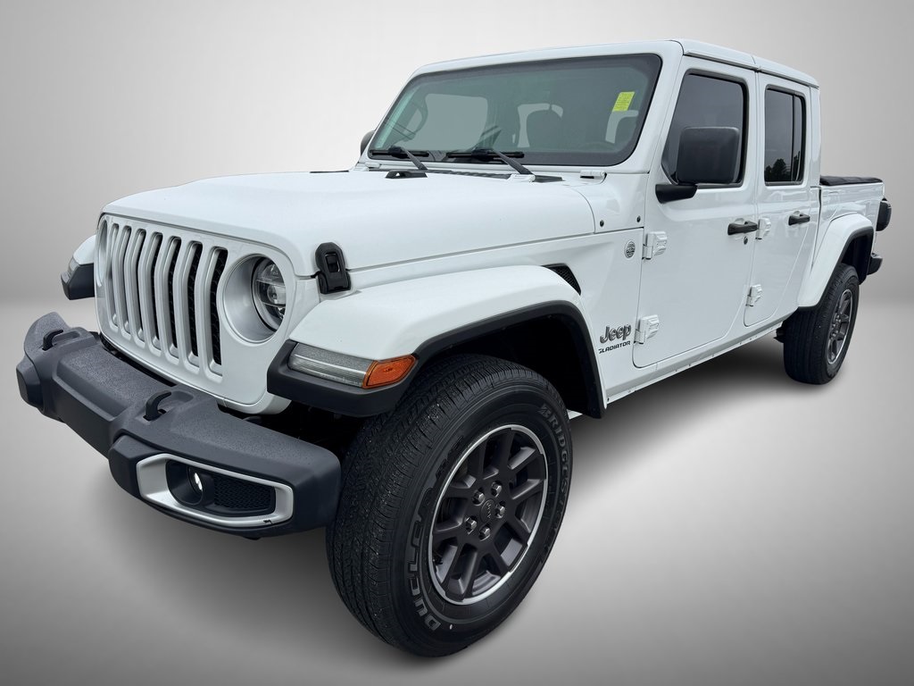 2020 Jeep Gladiator Overland photo 2