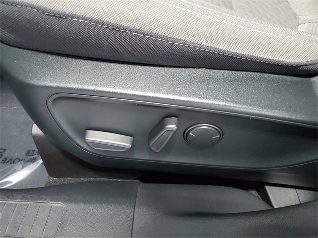 2022 Ford Escape SE photo 8