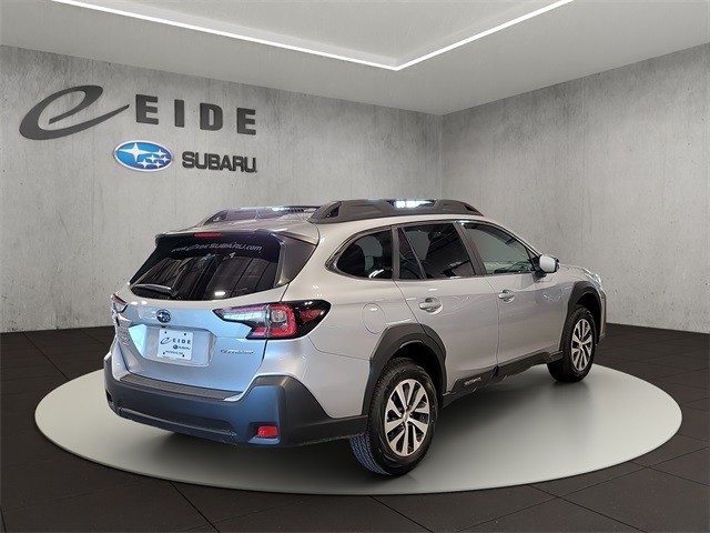 2025 Subaru Outback Premium photo 4