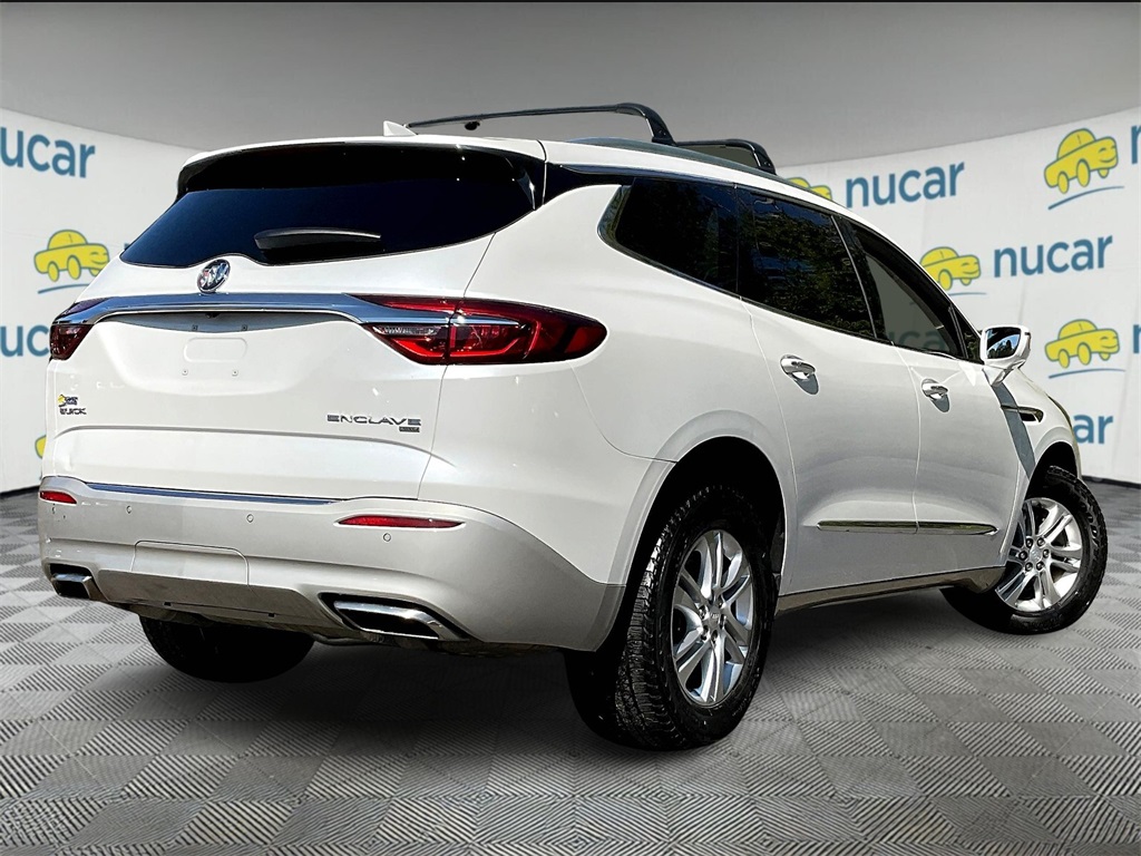 2018 Buick Enclave Essence photo 6