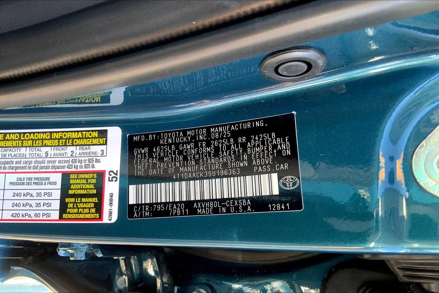2025 Toyota Camry SE photo 27