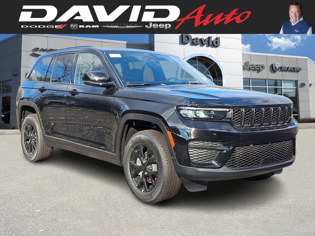 2025 Jeep Grand Cherokee Altitude's photo