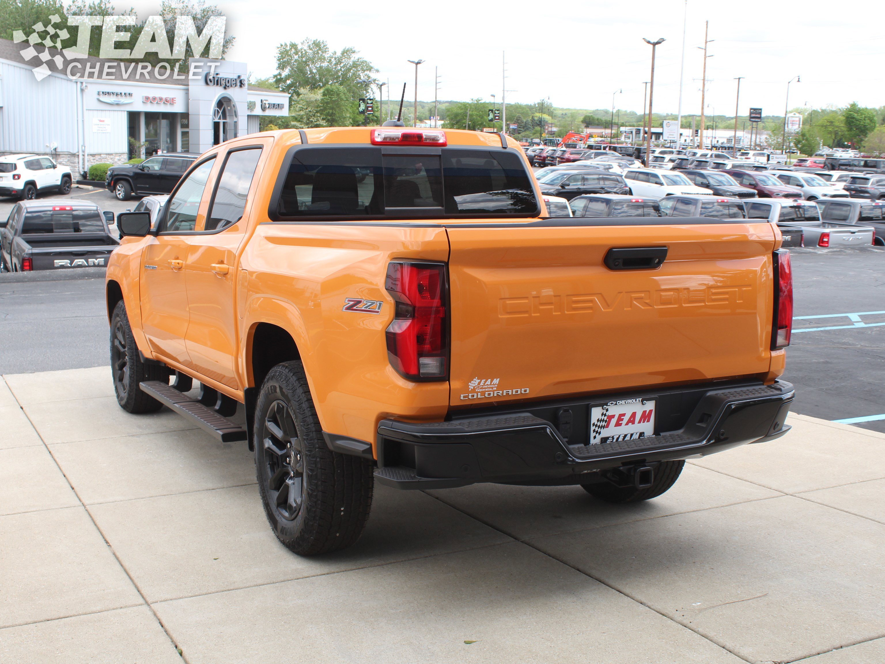2025 Chevrolet Colorado Z71 photo 4