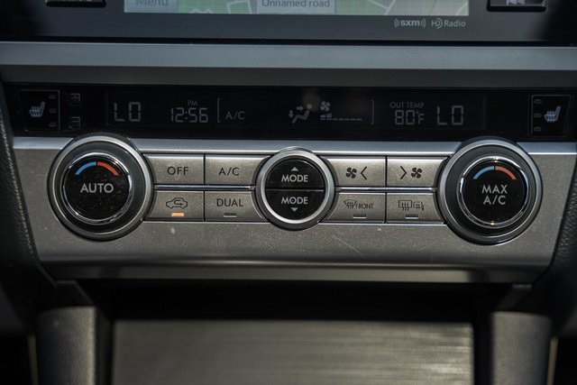 2016 Subaru Outback Limited photo 22