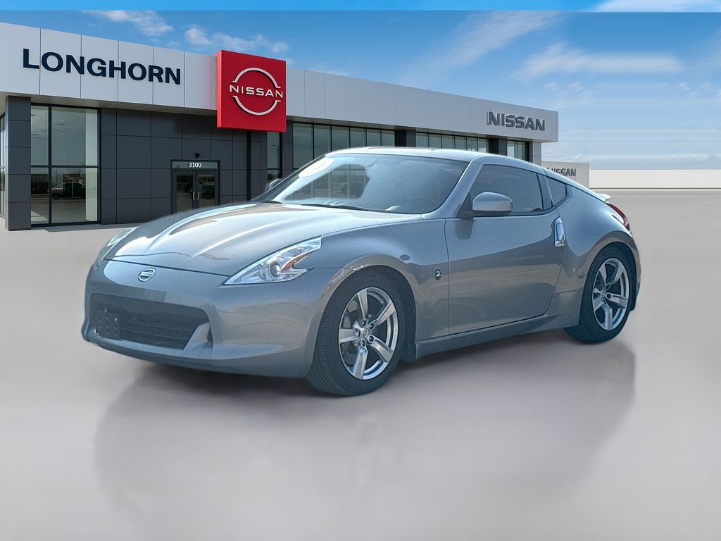 2009 Nissan 370Z Touring photo 3