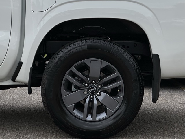 2025 Nissan Frontier Crew Cab SV photo 32