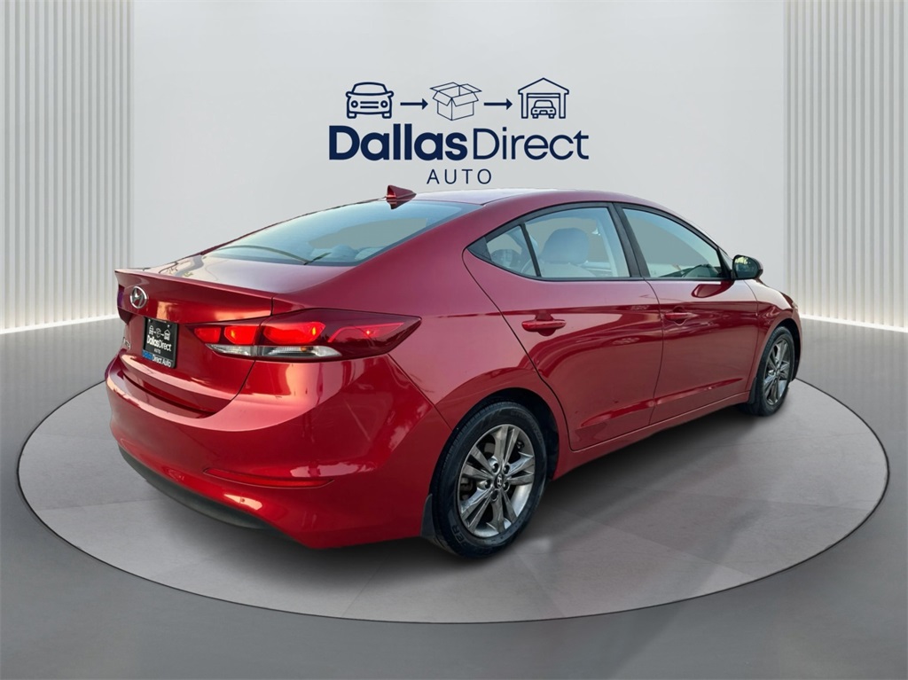 2018 Hyundai Elantra SEL photo 4