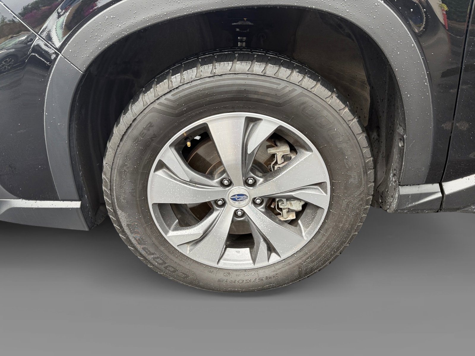 2023 Subaru Ascent Premium photo 9